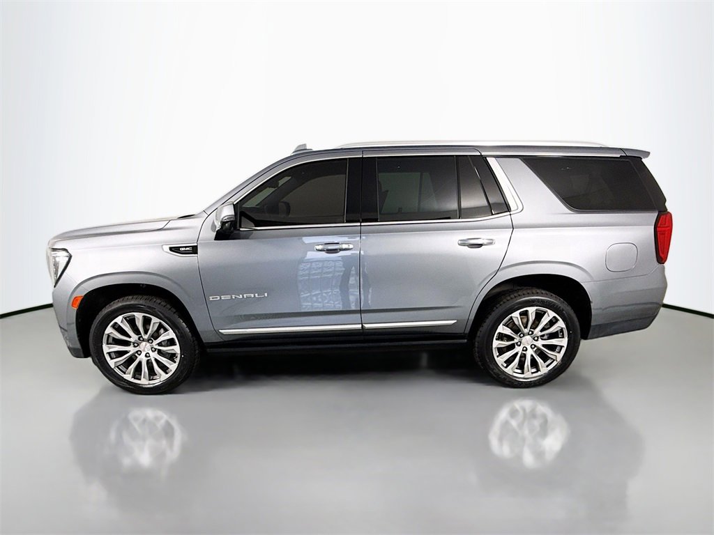 Used 2021 GMC Yukon Denali w/ Denali Premium Package image 2
