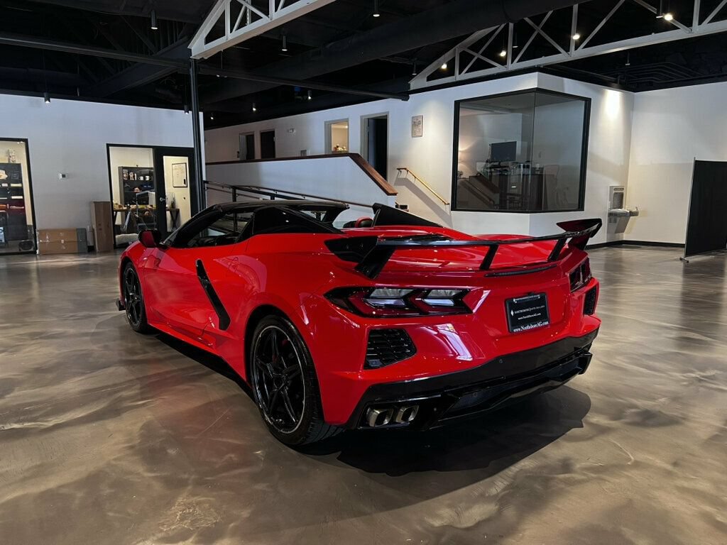 Used 2022 Chevrolet Corvette Stingray Convertible RWD image 5