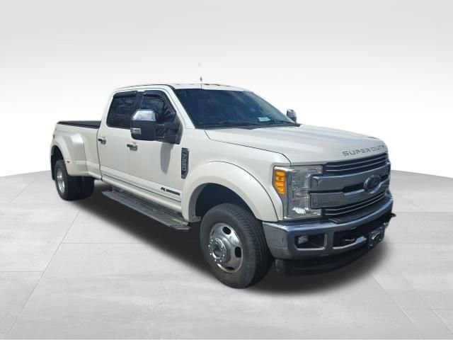 Used 2017 Ford F350 Lariat w/ Lariat Value Package image 11
