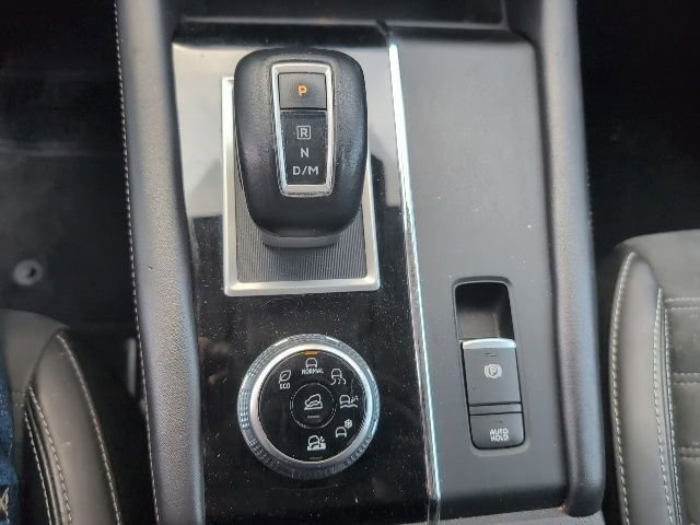Used 2024 Mitsubishi Outlander SE image 25