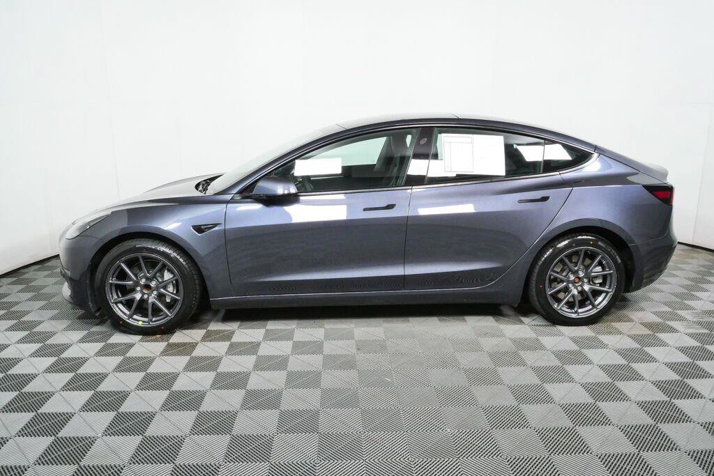 Used 2023 Tesla Model 3 Standard Range RWD image 28