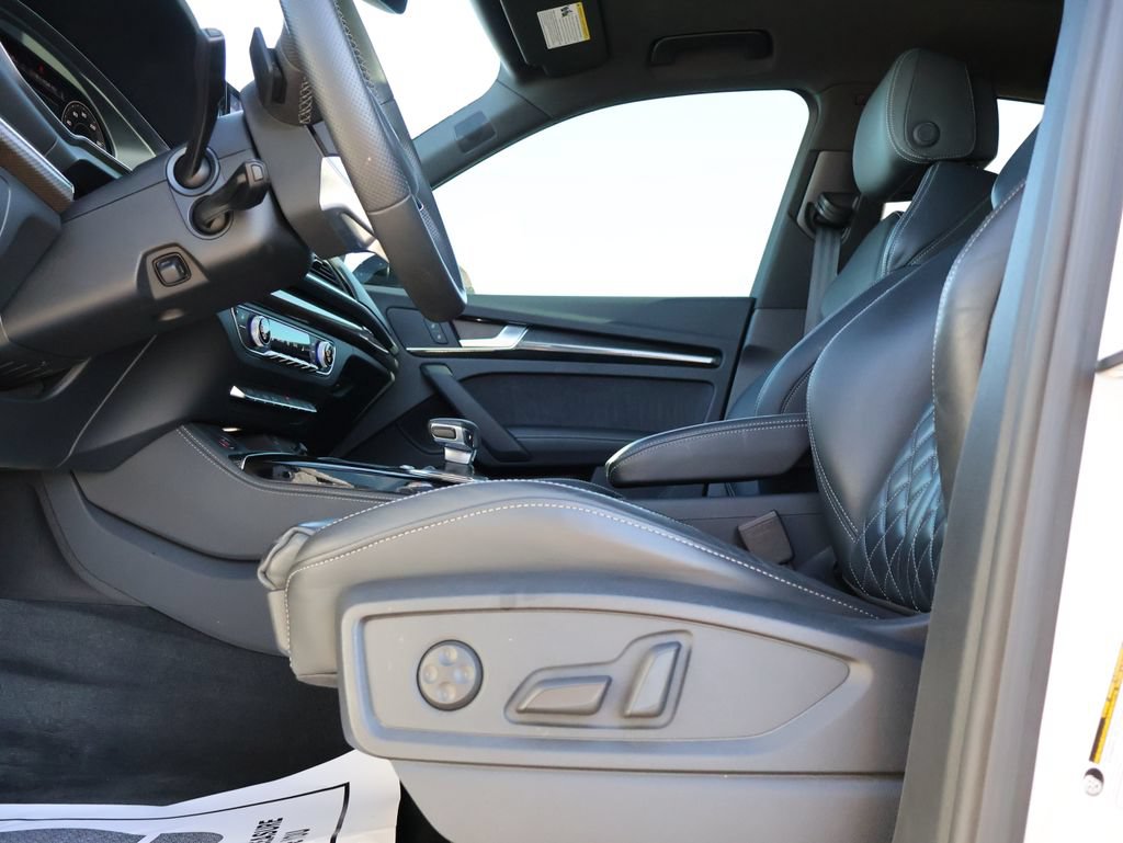 Used 2024 Audi SQ5 Premium Plus AWD/4WD image 38