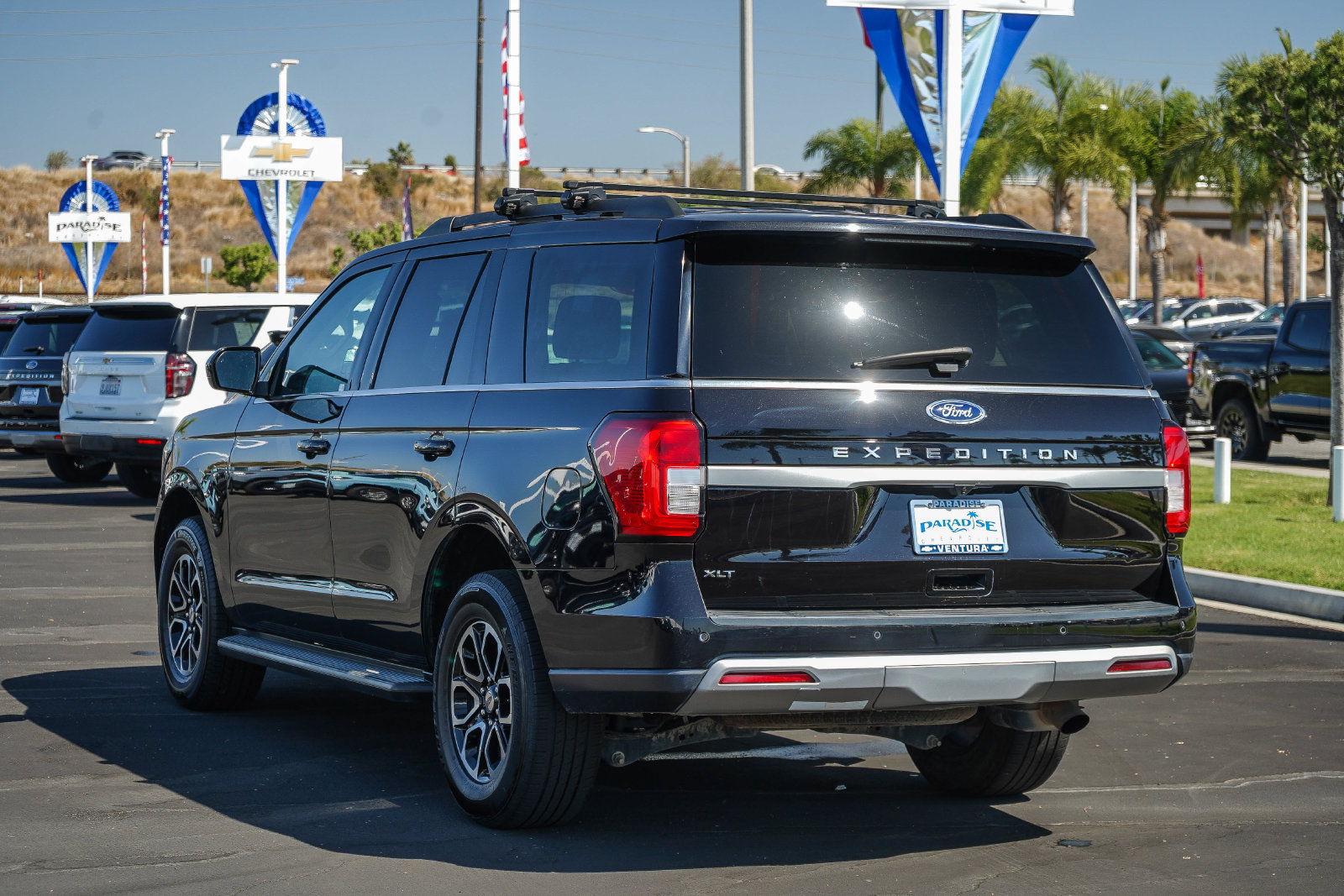 Used 2024 Ford Expedition XLT AWD/4WD image 6