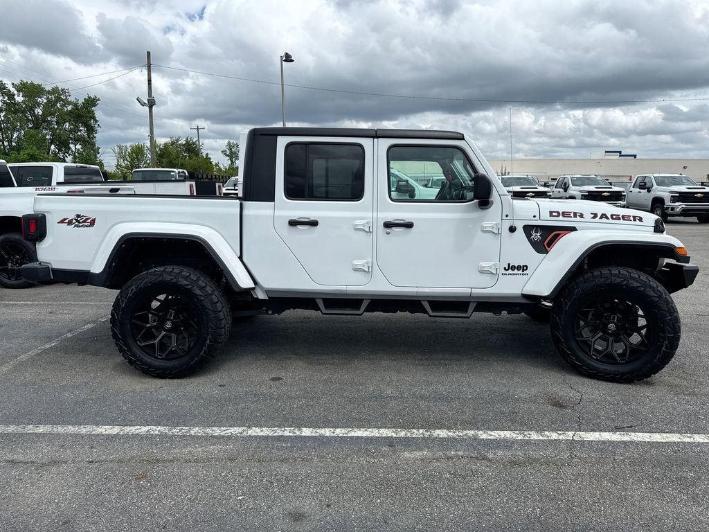 Used 2022 Jeep Gladiator Sport AWD/4WD image 5