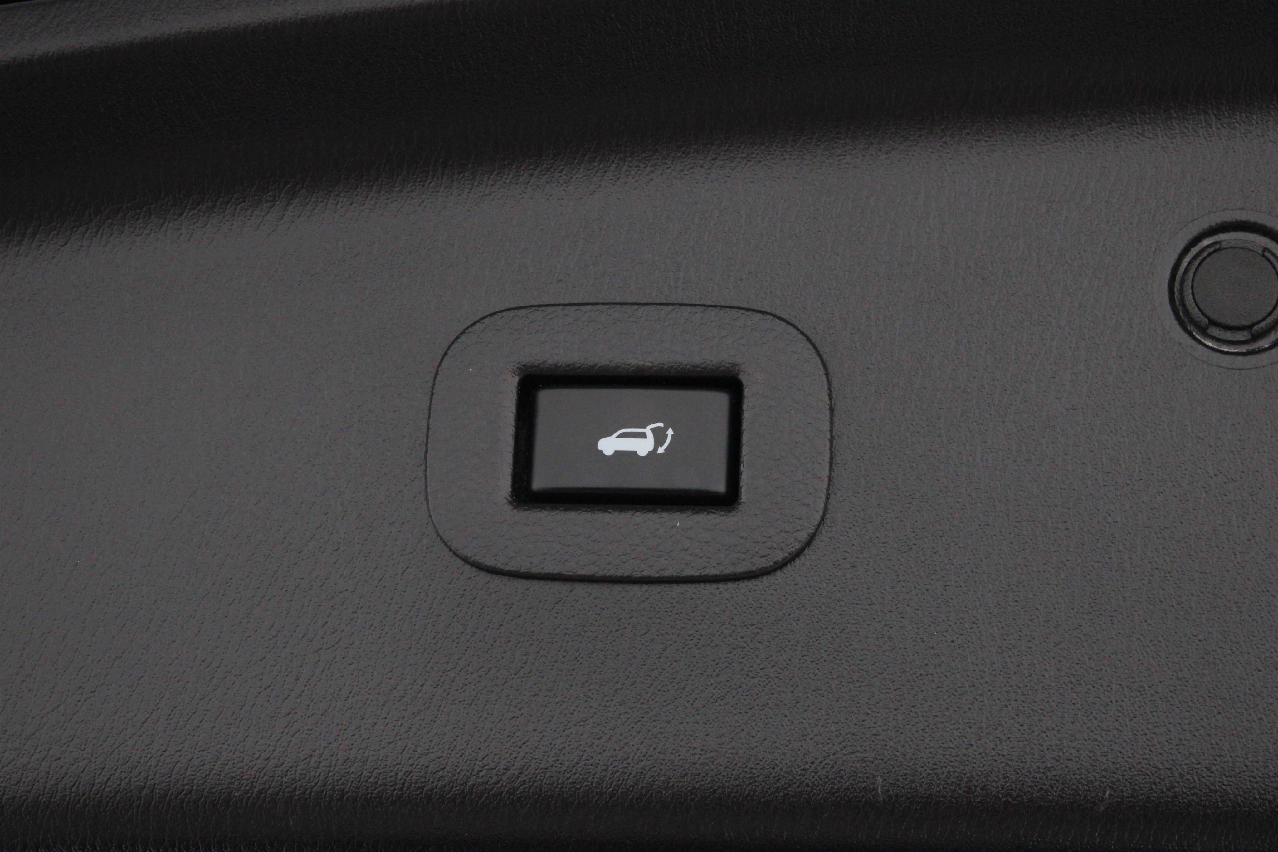 Used 2022 INFINITI QX80 Premium Select w/ All-Season Package RWD image 28