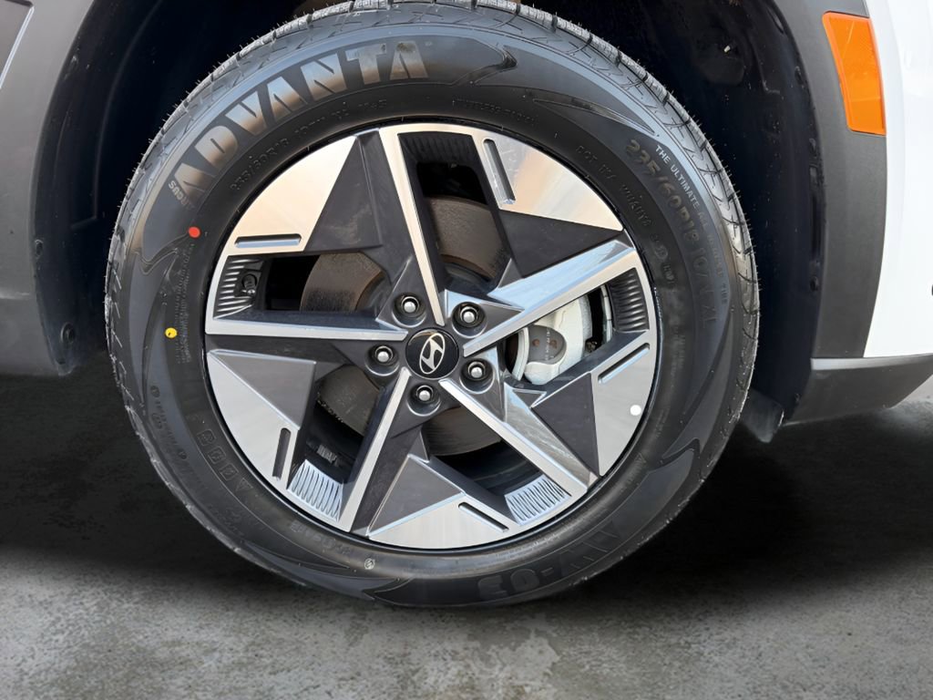 Certified 2025 Hyundai Tucson SEL image 9