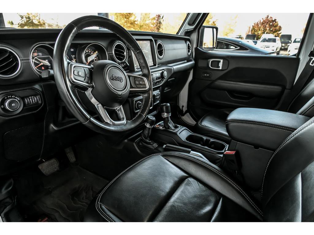 Used 2020 Jeep Wrangler Unlimited Sahara image 10