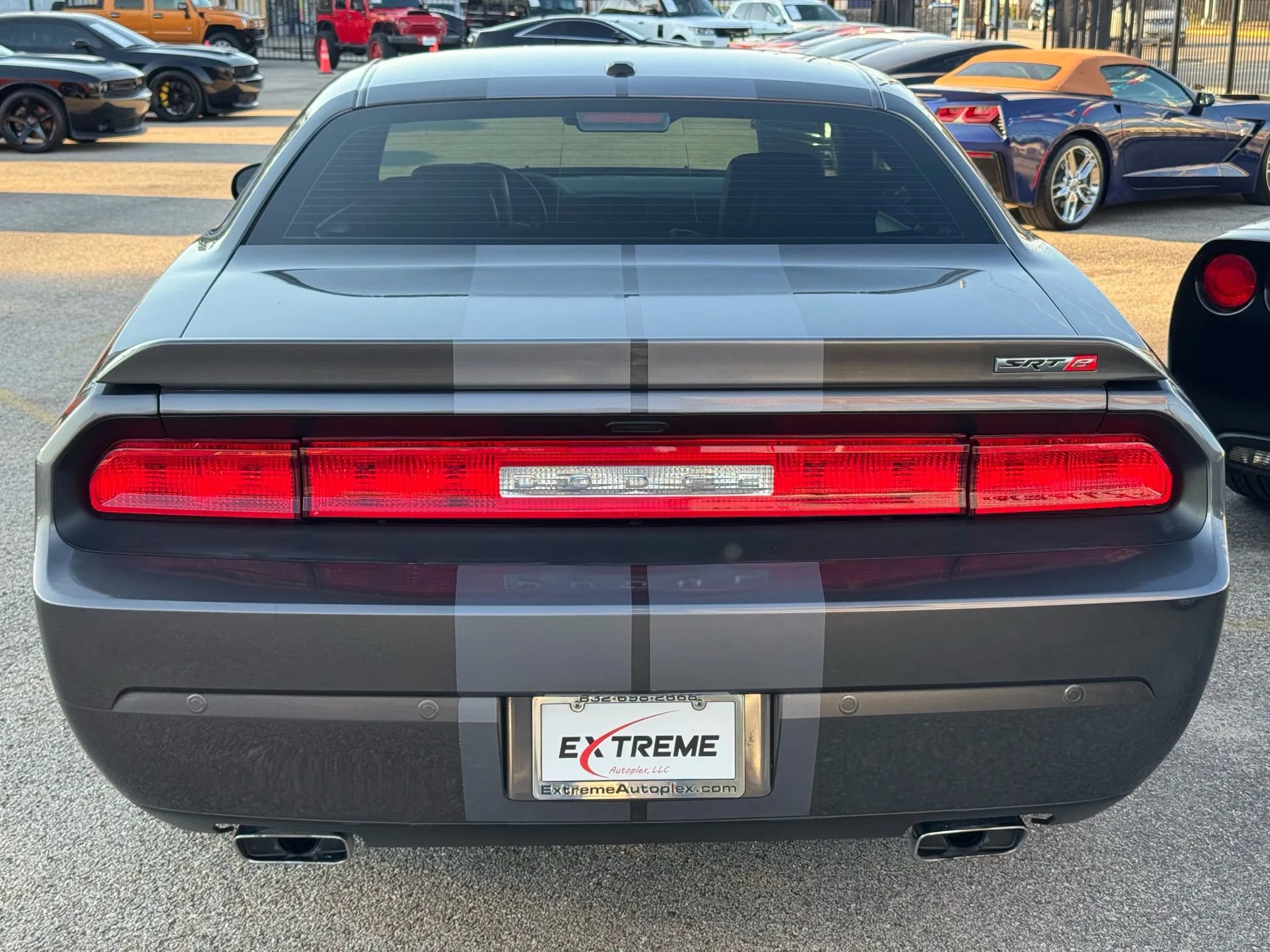 Used 2014 Dodge Challenger SRT8 w/ Harman/Kardon Audio Group image 5