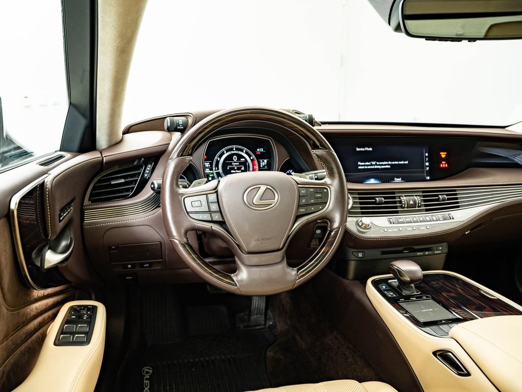 Used 2018 Lexus LS 500 AWD w/ Interior Upgrade Package image 36