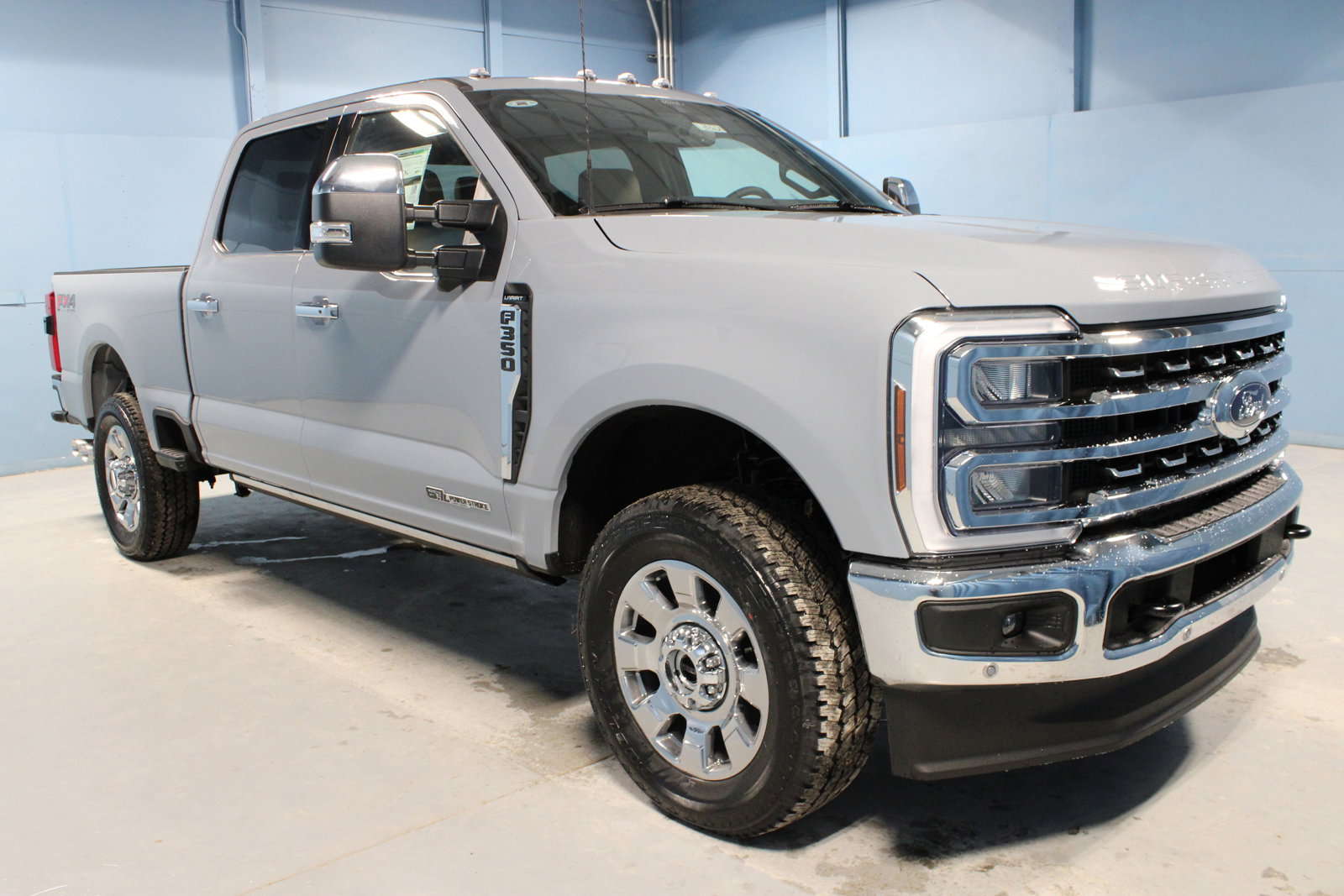 New 2025 Ford F350 Lariat w/ Lariat Ultimate Package image 1