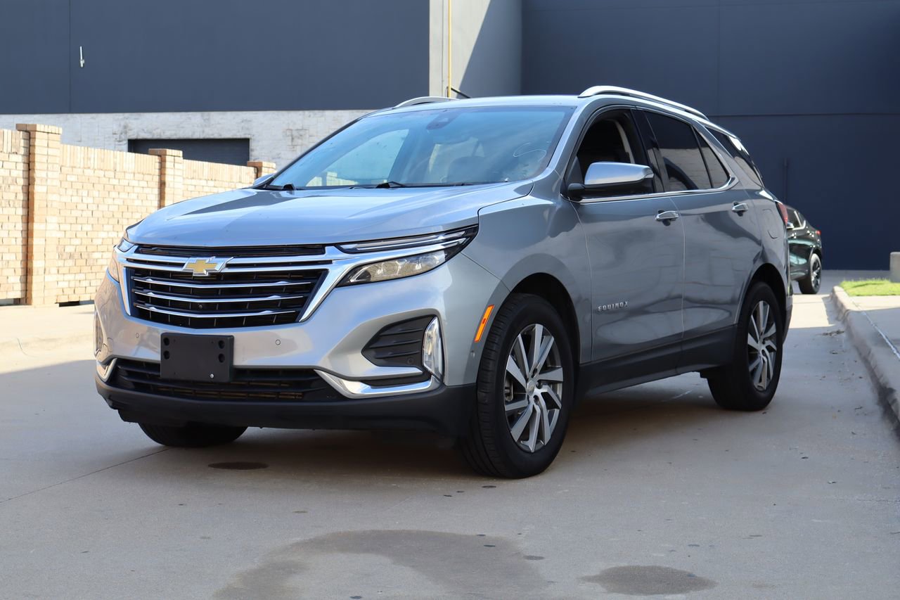 Used 2023 Chevrolet Equinox Premier FWD image 2