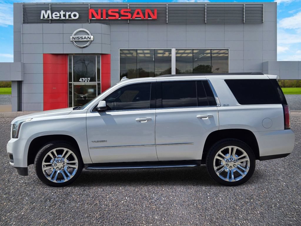 Used 2017 GMC Yukon SLT w/ Premium Edition RWD image 3