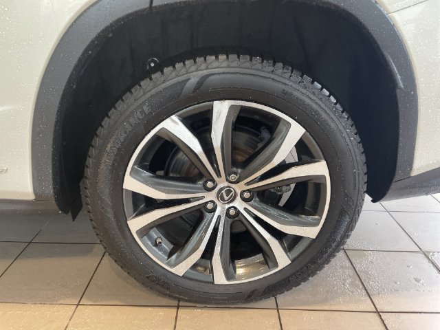 Used 2020 Lexus RX 450h AWD w/ Premium Package image 31