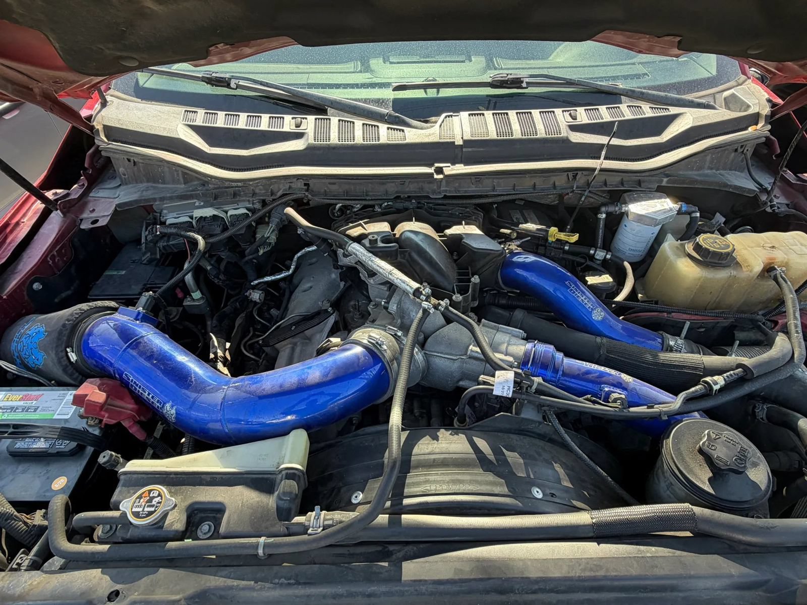 Used 2019 Ford F350 Lariat w/ Lariat Value Package AWD/4WD image 2