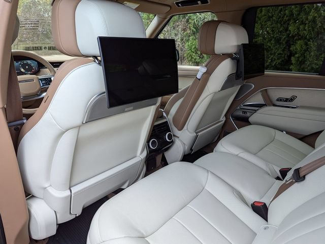 New 2025 Land Rover Range Rover SV AWD/4WD image 13