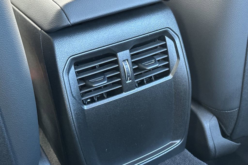 New 2026 BMW 440i xDrive Coupe w/ Parking Assistance Package image 13