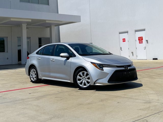 Used 2024 Toyota Corolla LE FWD image 6