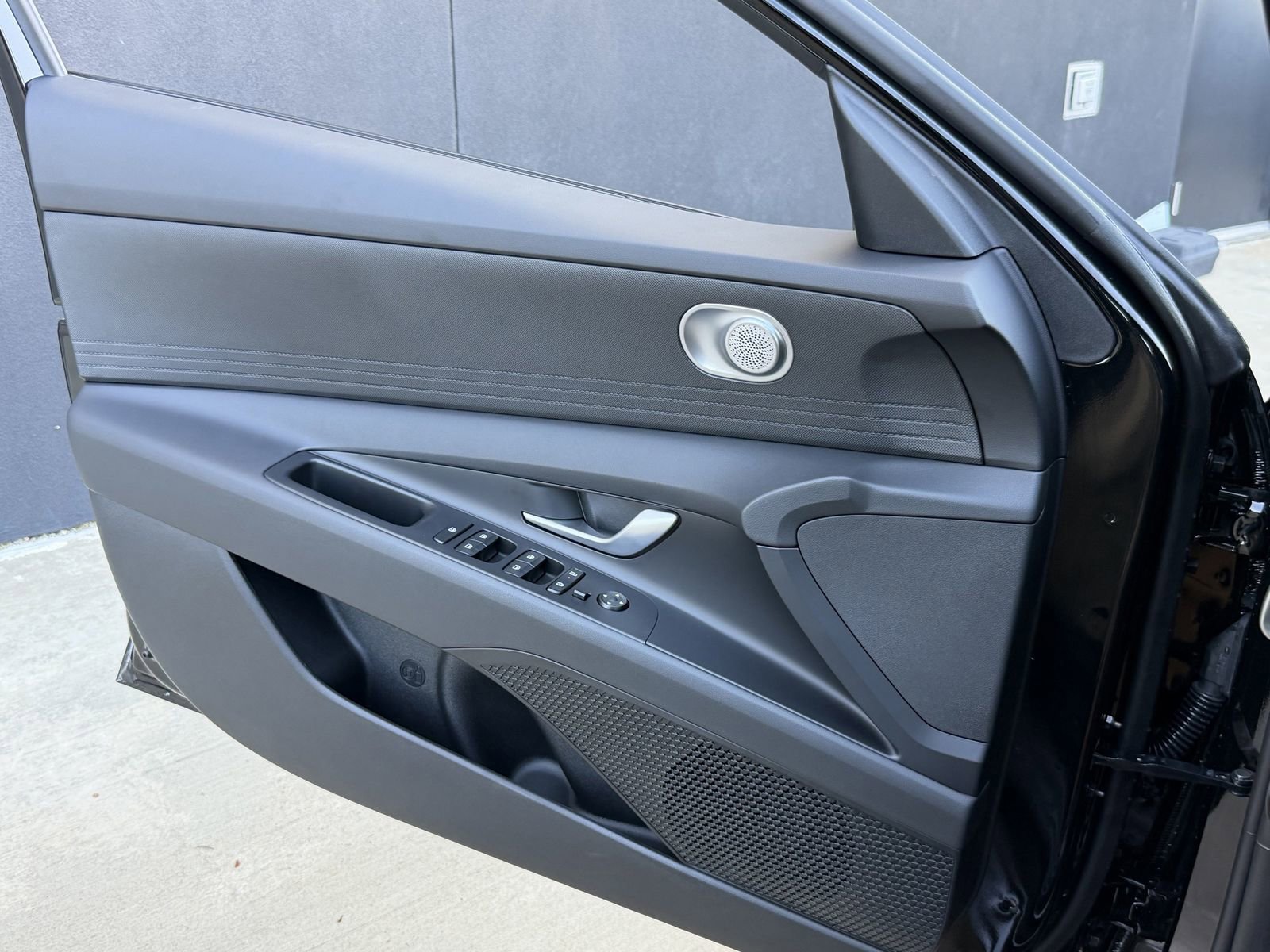 Certified 2026 Hyundai Elantra SE FWD image 21