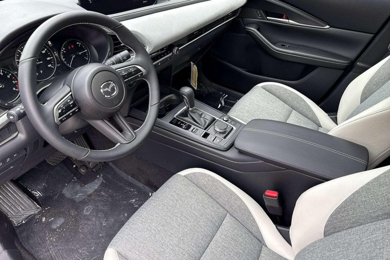New 2026 MAZDA CX-30 Aire Edition AWD/4WD image 7