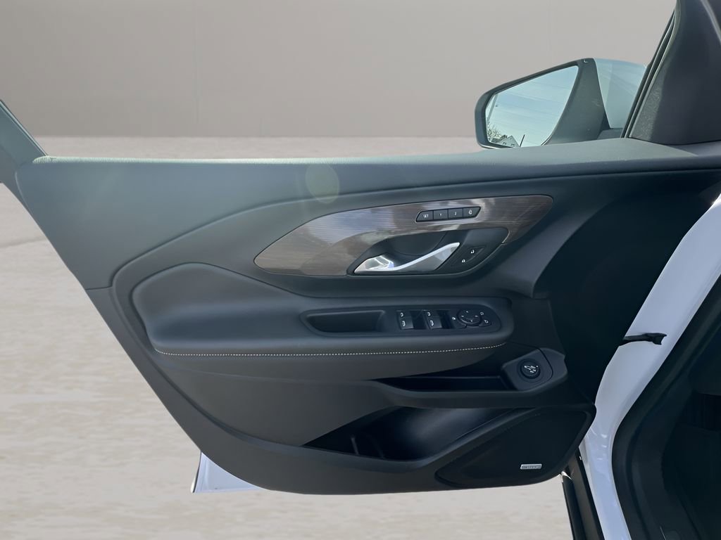 Certified 2024 GMC Terrain Denali w/ Denali Premium Package image 23