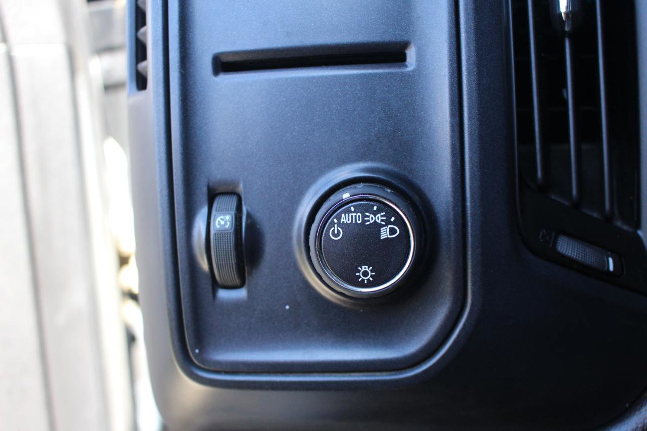 Used 2016 Chevrolet Silverado 2500 W/T image 17