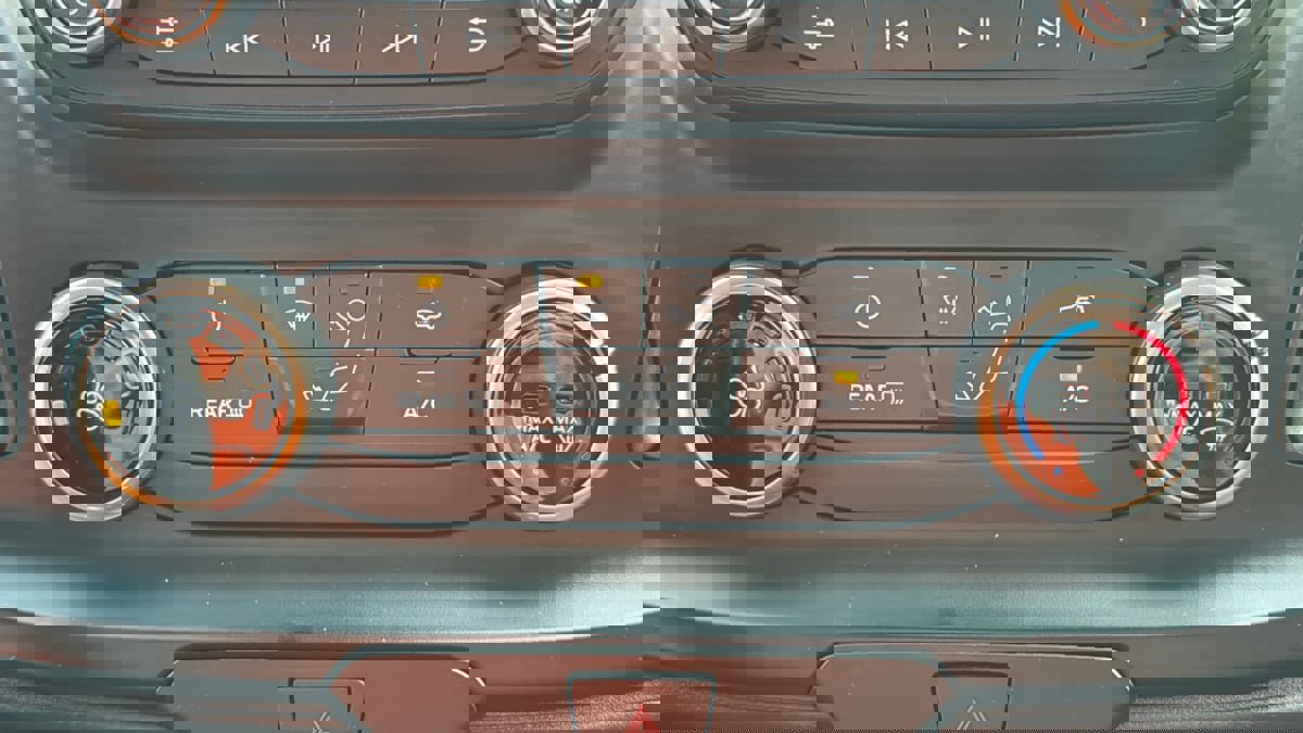 Used 2023 Ford Transit 250 Low Roof w/ Exterior Upgrade Package image 23