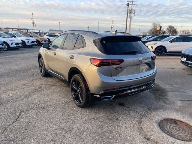 New 2025 Buick Envision Sport Touring image 4