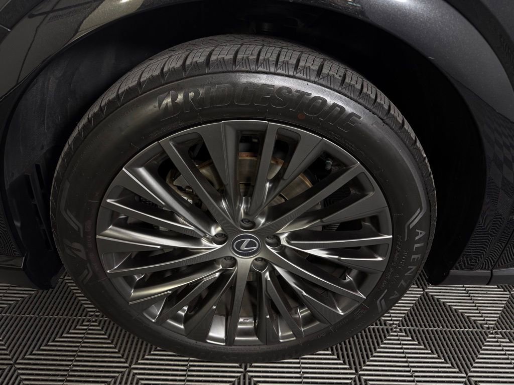 Used 2023 Lexus RX 350 FWD w/ Cold Area Package image 10