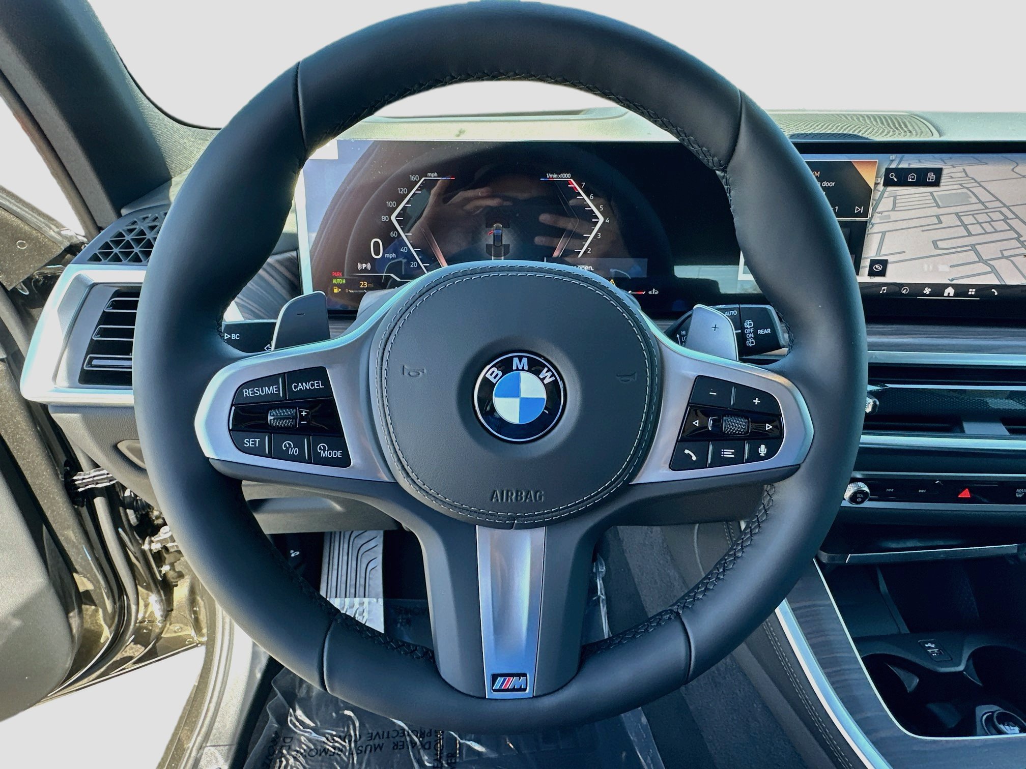New 2026 BMW X5 xDrive40i w/ M Sport Package AWD/4WD image 8