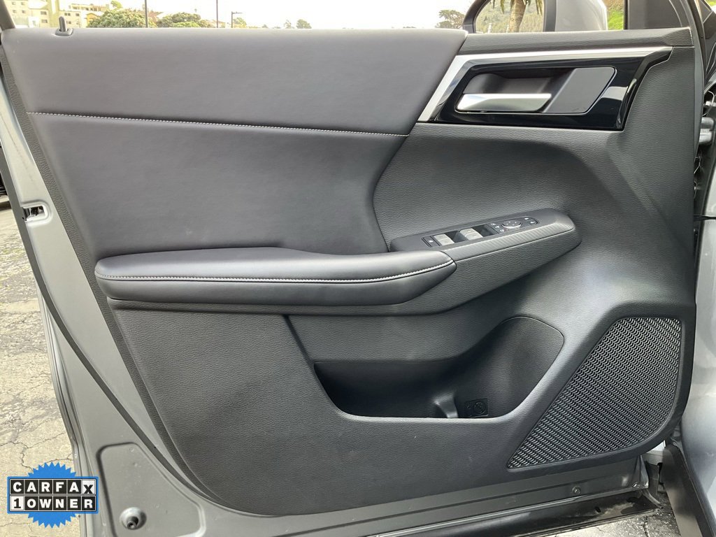 Used 2023 Mitsubishi Outlander SE image 24