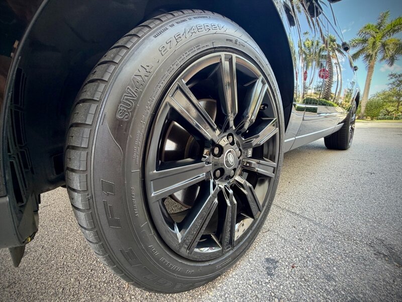 Used 2019 Land Rover Range Rover Supercharged AWD/4WD image 25