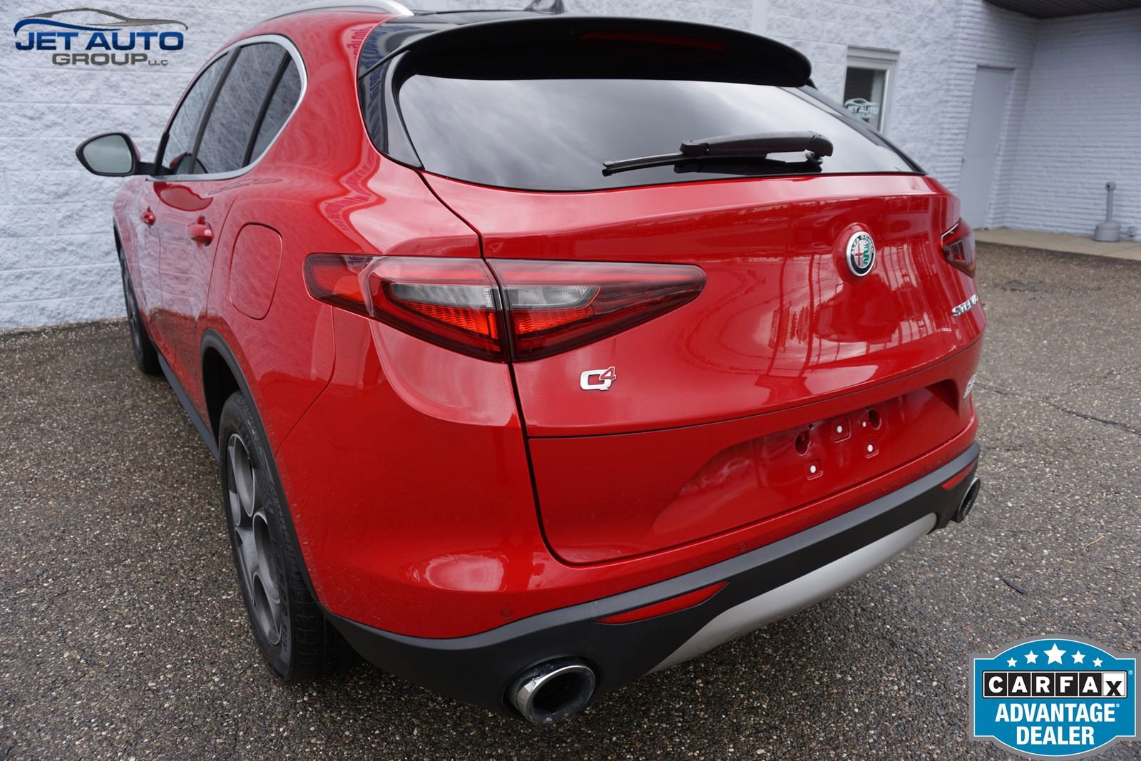 Used 2018 Alfa Romeo Stelvio AWD w/ Cold Weather Package image 9