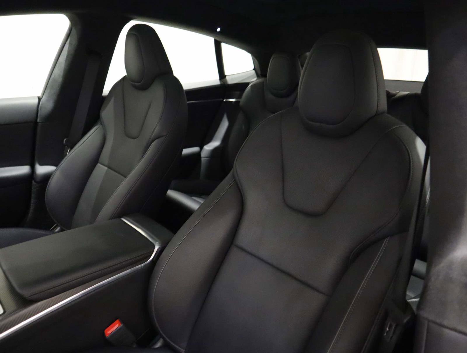 Used 2021 Tesla Model S Plaid image 23