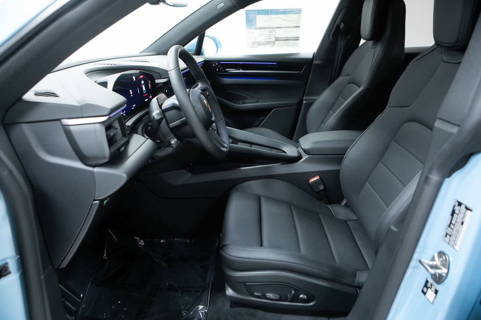 New 2026 Porsche Macan Electric RWD image 23