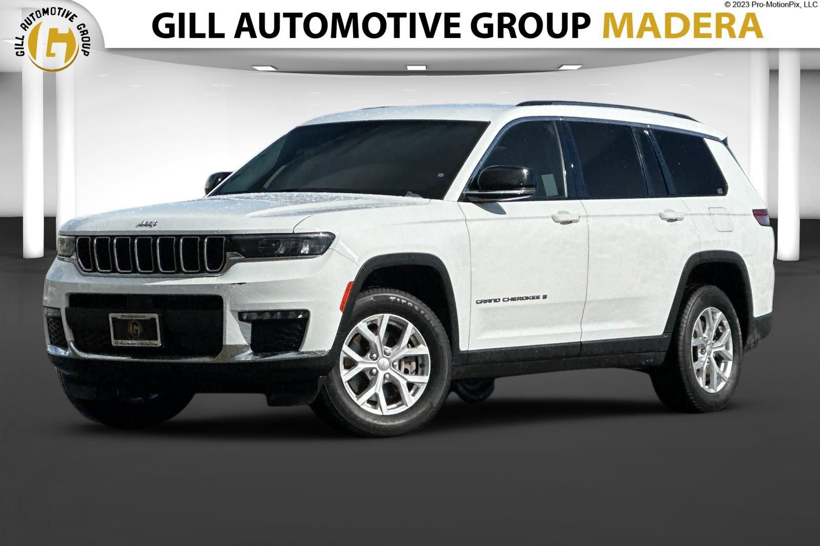 Used 2023 Jeep Grand Cherokee L Limited AWD/4WD image 9