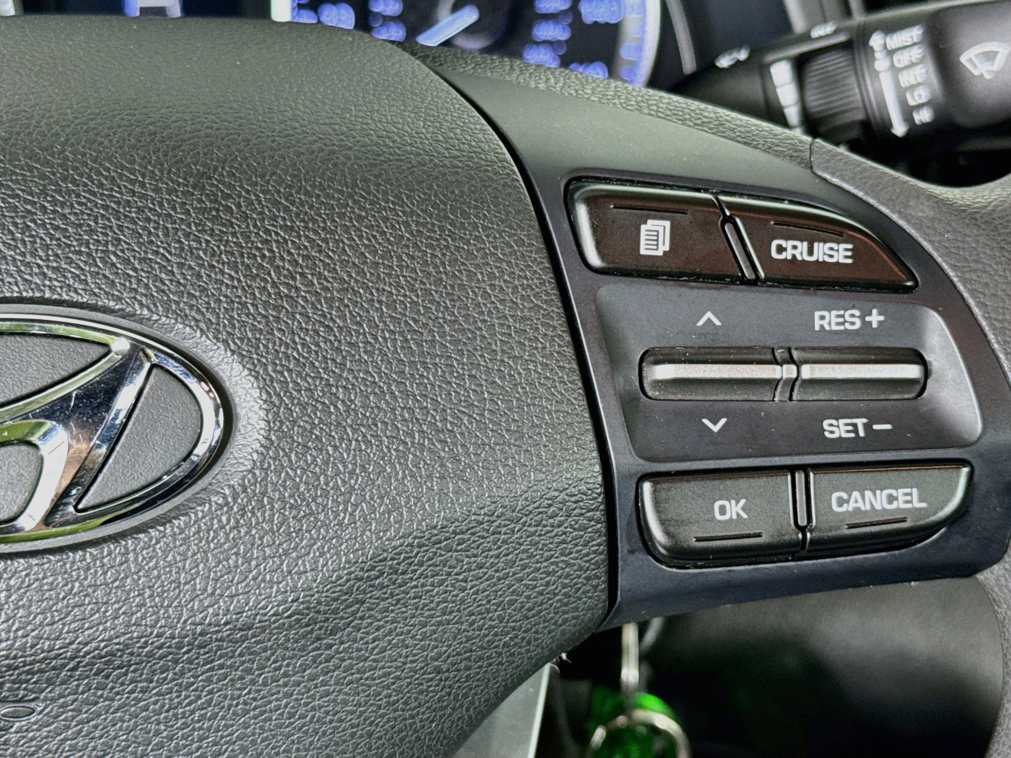 Used 2020 Hyundai Elantra SE w/ Cargo Package (C1) FWD image 13