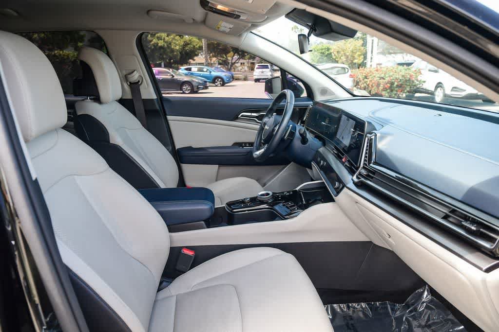 Used 2024 Kia Sportage EX AWD/4WD image 15