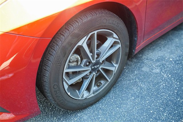 Certified 2023 Kia Forte LXS w/ LXS Technology Package image 11