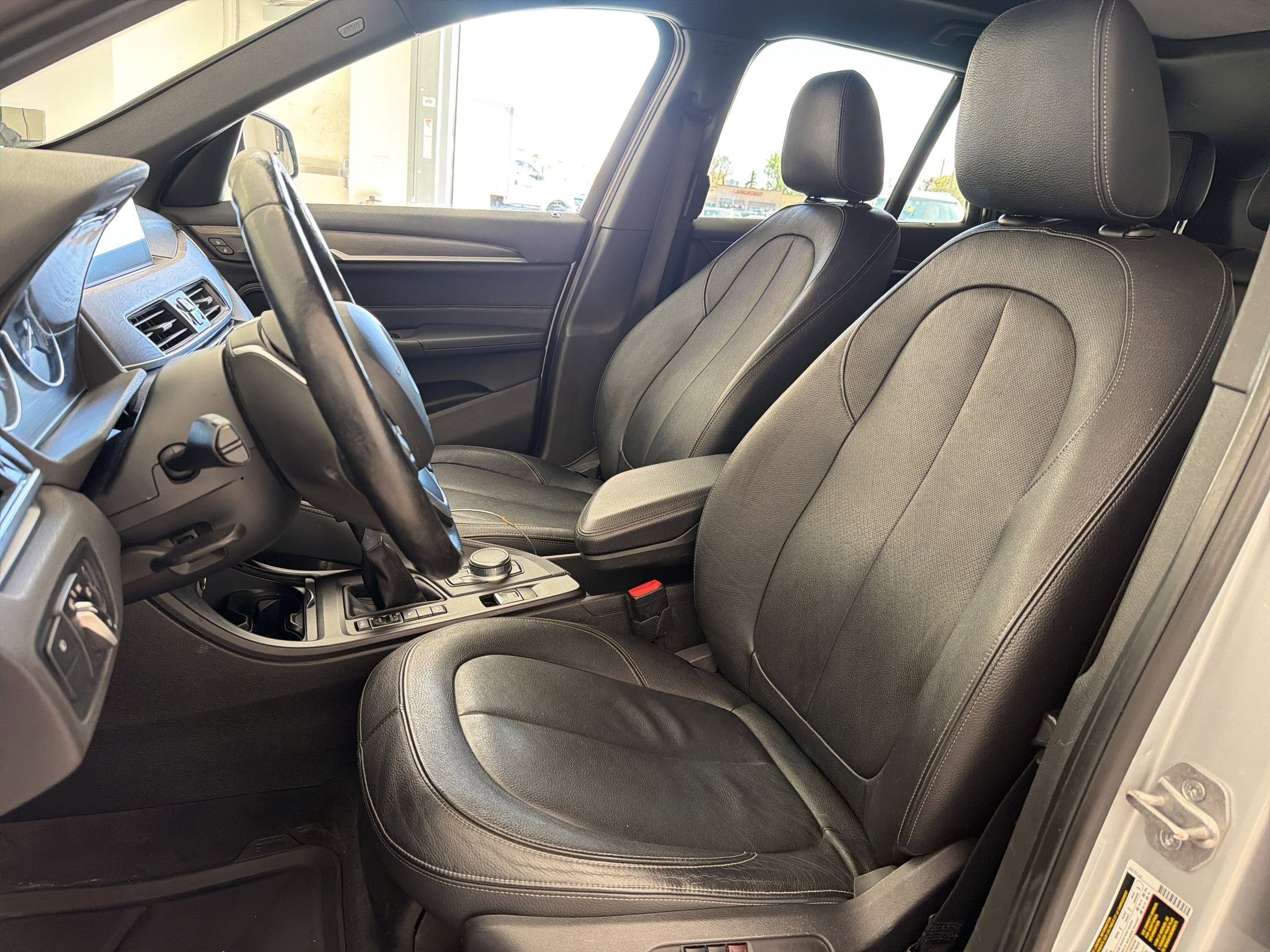 Used 2017 BMW X1 xDrive28i AWD/4WD image 5
