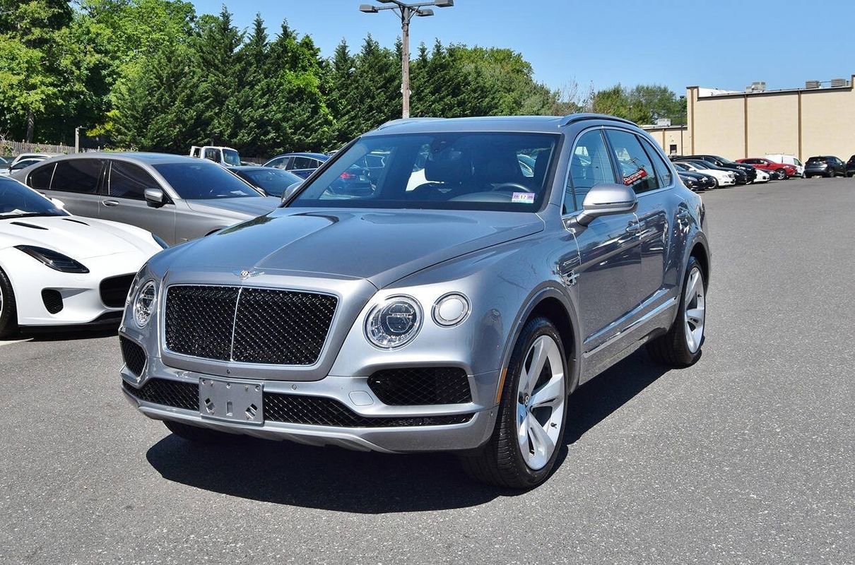 Used 2019 Bentley Bentayga image 1