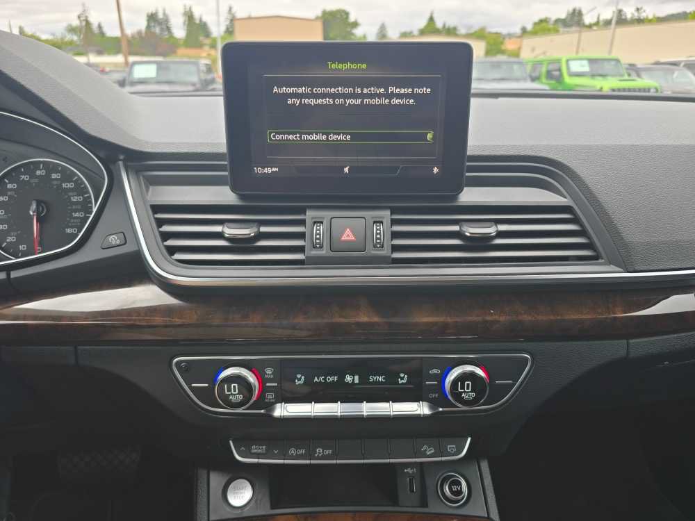 Used 2018 Audi Q5 2.0T Premium w/ Convenience Package AWD/4WD image 12