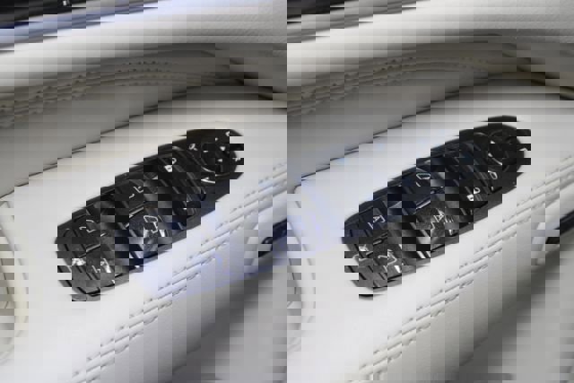 Used 2014 INFINITI QX60 AWD w/ Premium Plus Package image 10