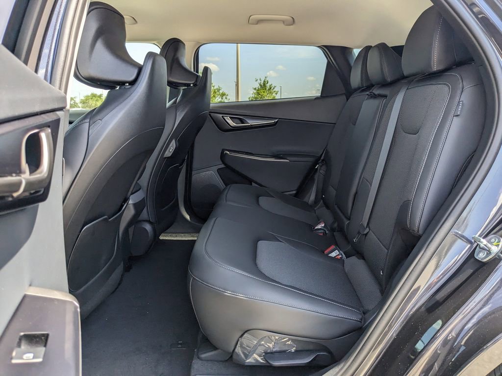 New 2025 Kia EV6 Light RWD image 17