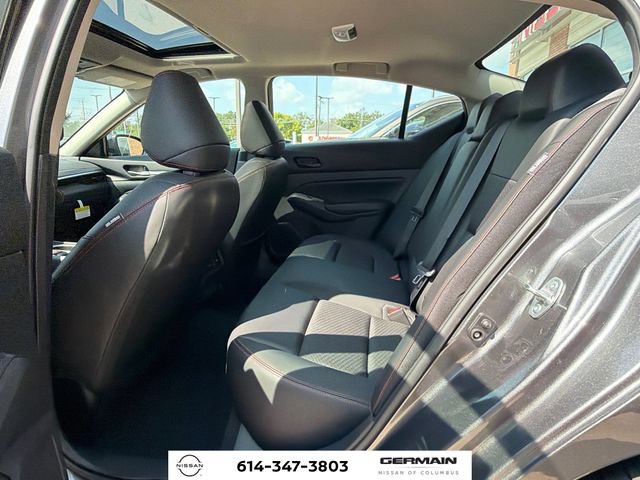 New 2026 Nissan Altima 2.5 SR w/ SR Midnight Edition Package FWD image 11