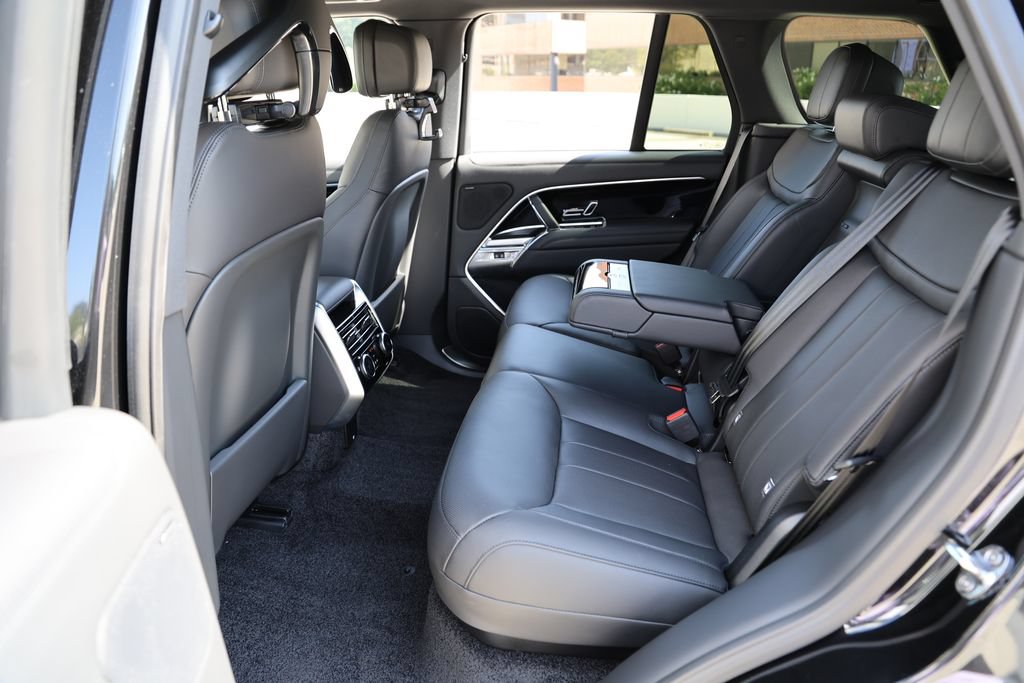 New 2026 Land Rover Range Rover SE AWD/4WD image 18