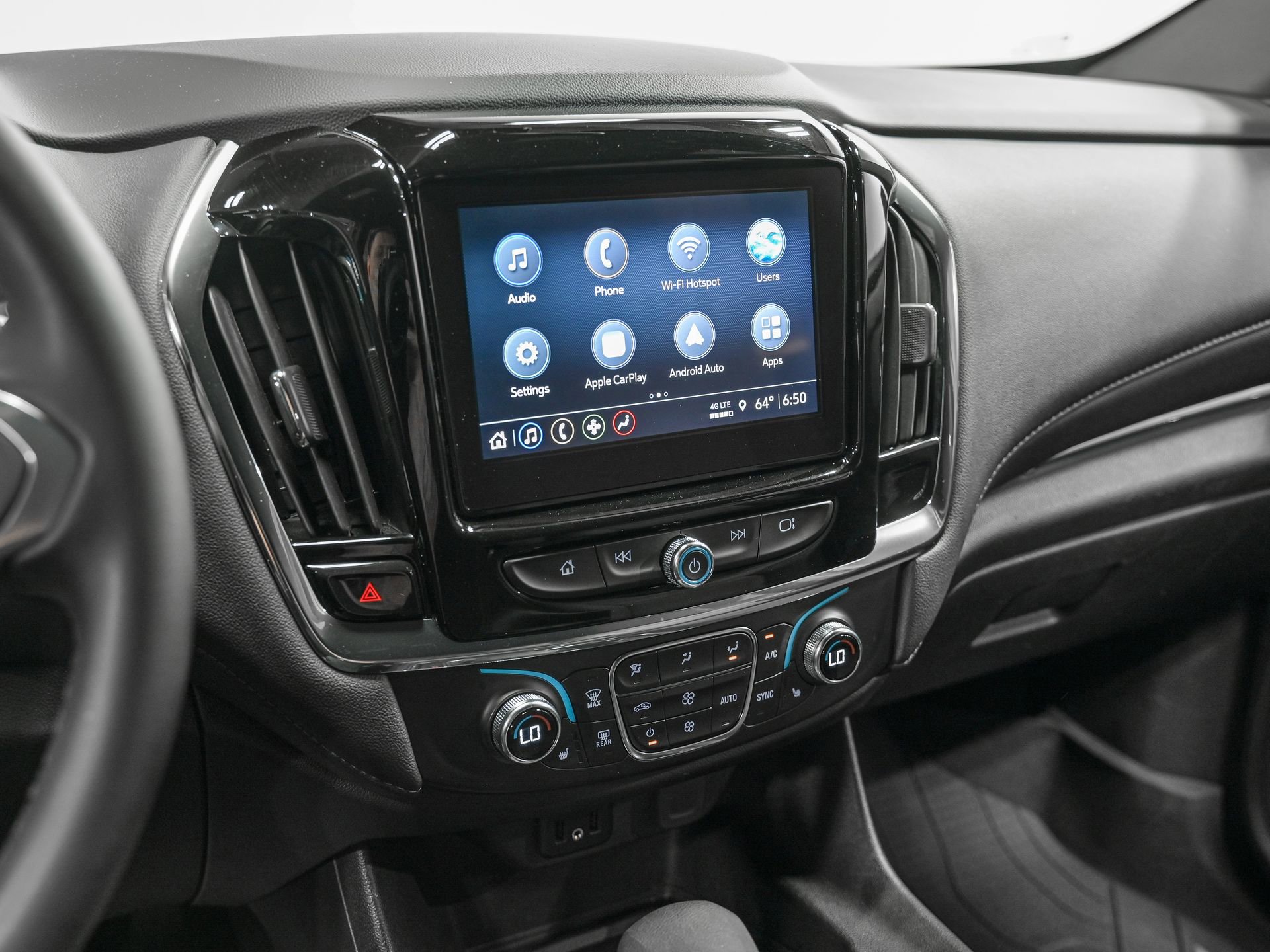 Used 2023 Chevrolet Traverse LT w/ LPO, Floor Liner Package image 22