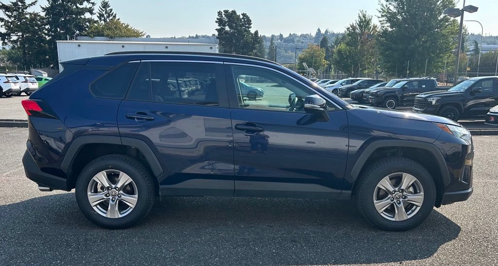 Certified 2025 Toyota RAV4 XLE AWD/4WD image 4