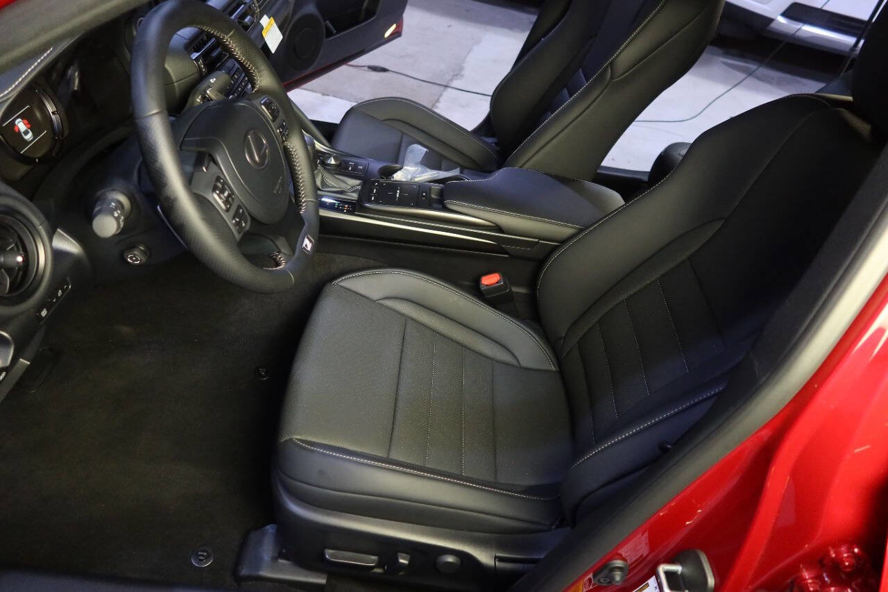 Used 2025 Lexus IS 350 F Sport RWD image 19