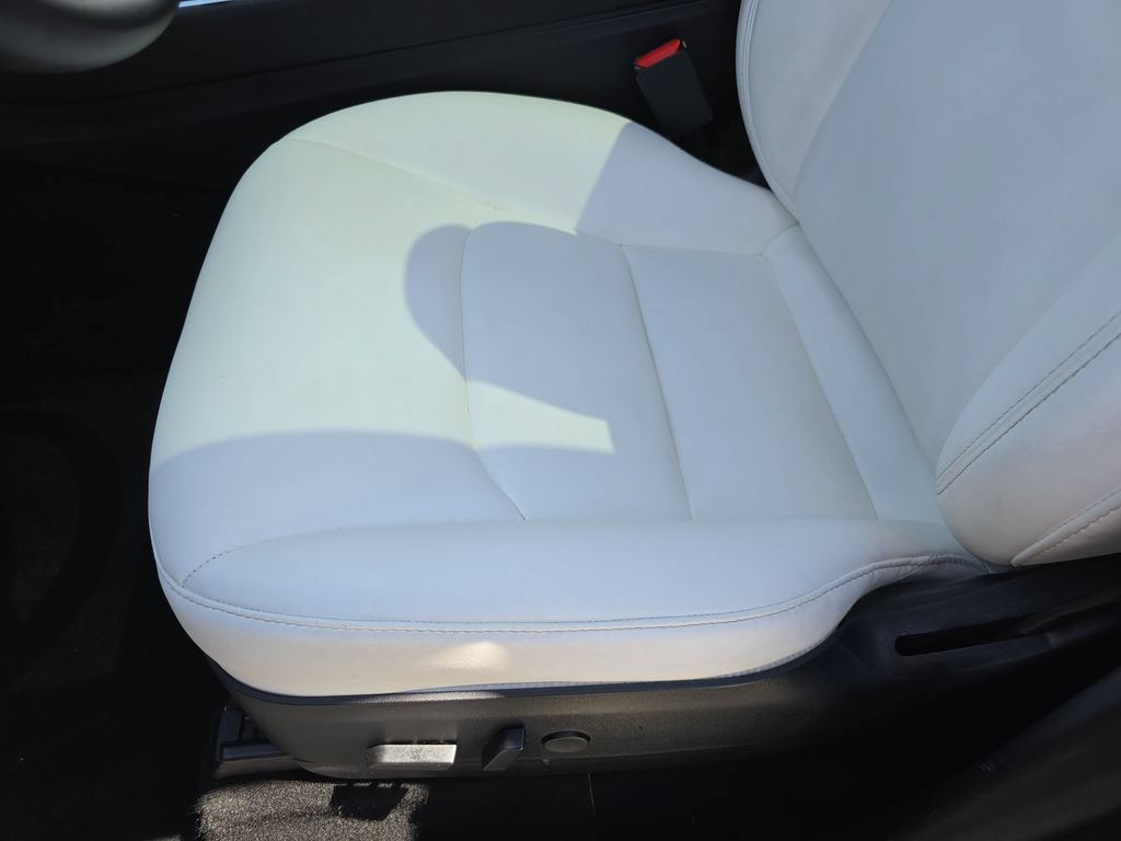 Used 2020 Tesla Model Y Performance AWD/4WD image 32
