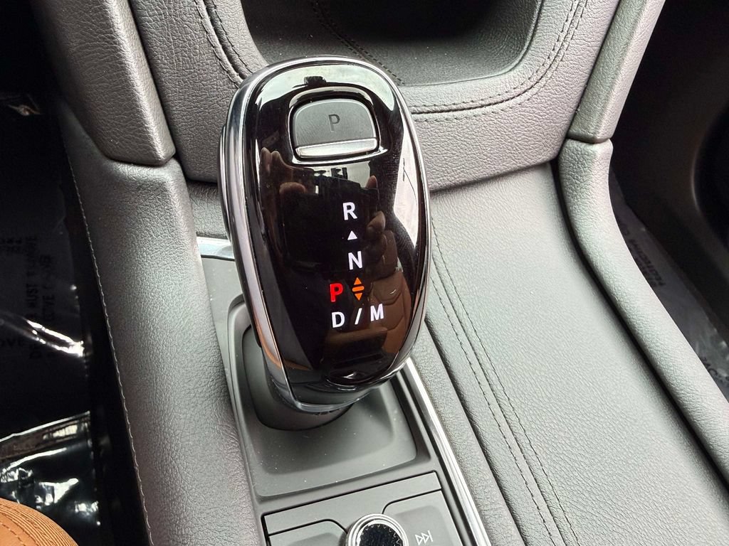 Used 2026 Cadillac XT5 Premium Luxury w/ Driver Assist Package AWD/4WD image 26